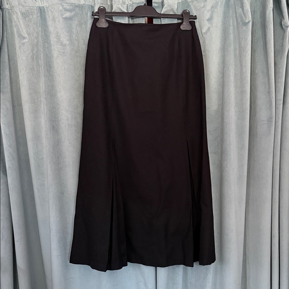 Neiman Marcus Classic Black A-Line Skirt